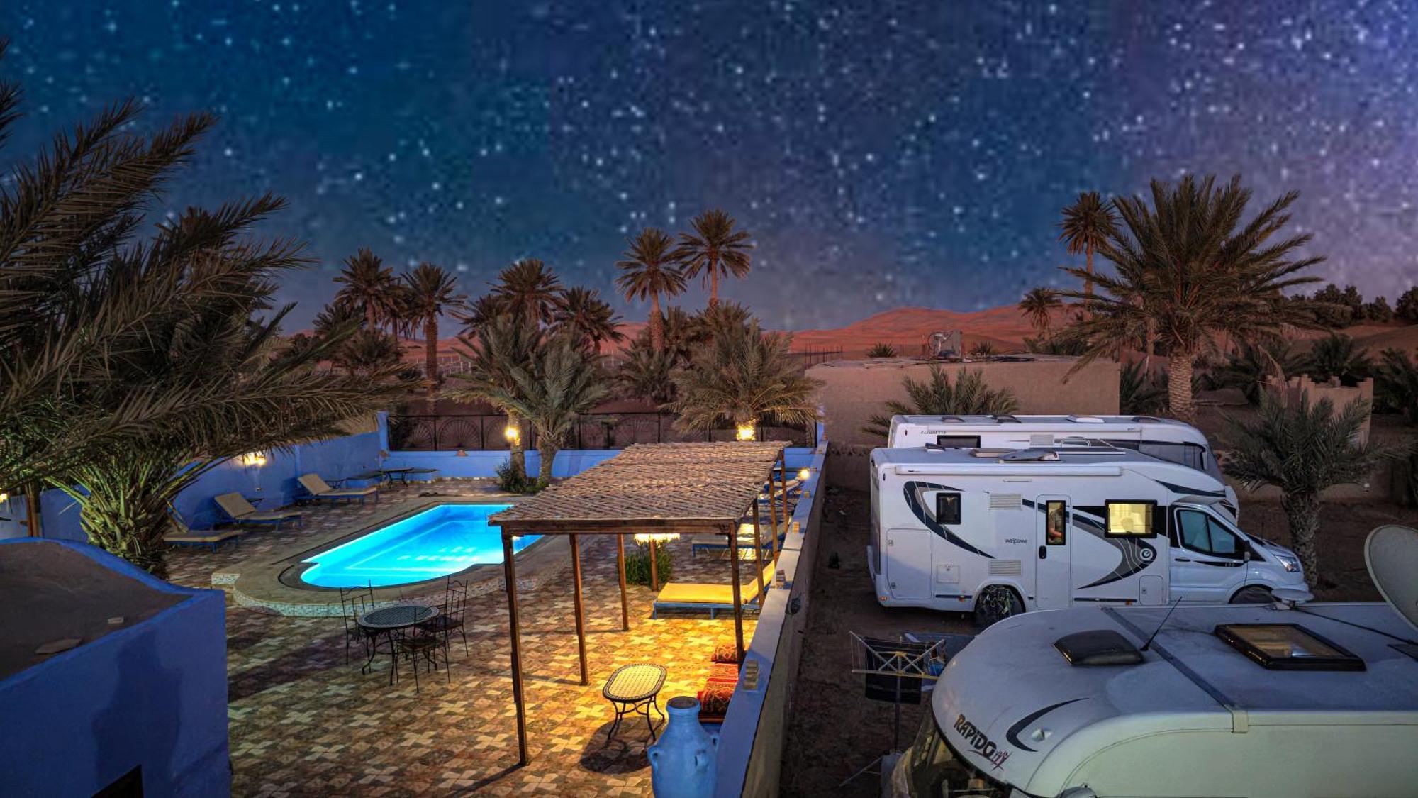 Hotel Les Roches Merzouga Bagian luar foto